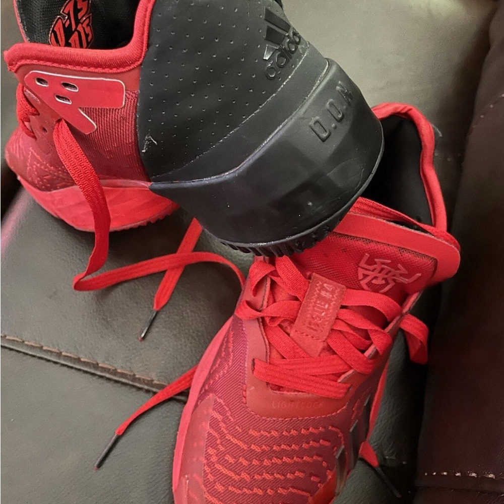Adidas D.O.N Issue 4